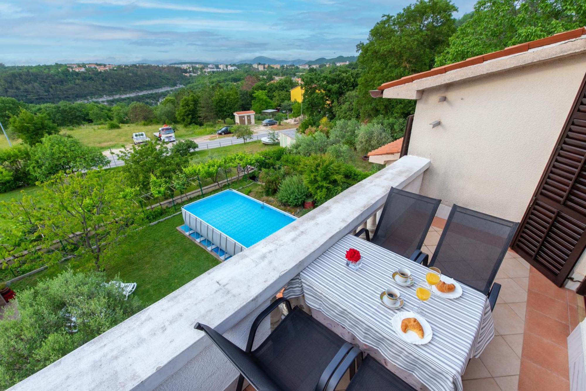 Apartment Sirol Labin  Buitenkant foto